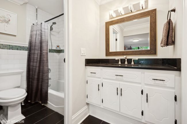 UNIT-103E - 125 Acacia Cir, Condo with 3 bedrooms, 3 bathrooms and 74 parking in Indian Head Park IL | Image 20