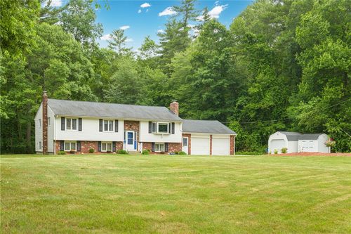 20 Harry L Andrews Rd, West Greenwich, RI, 02817-2268 | Card Image