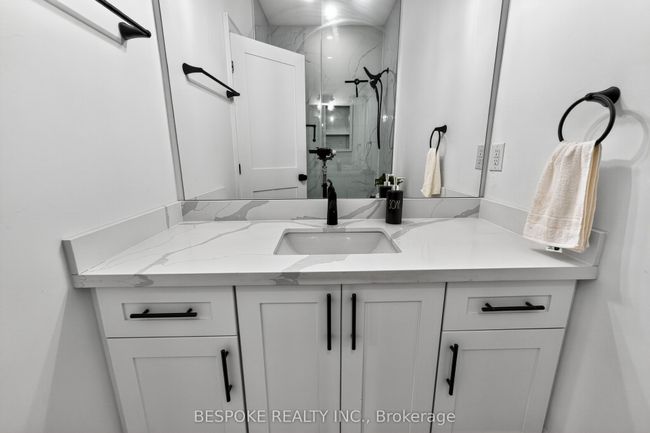 33 Maple St, House other with 4 bedrooms, 5 bathrooms and 5 parking in Ajax ON | Image 35