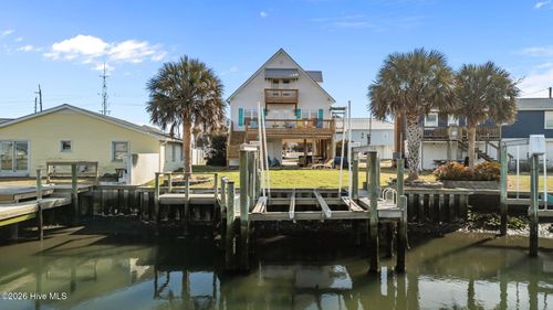 215 E Fort Macon Rd, Atlantic Beach, NC, 28512-5415 | Card Image