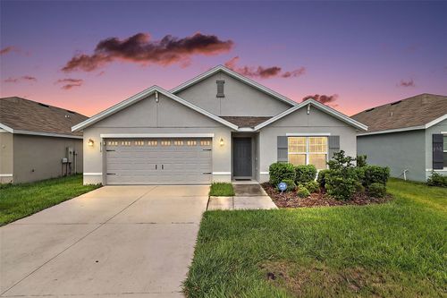 8510 Triumph Cir, Wildwood, FL, 34785-8842 | Card Image