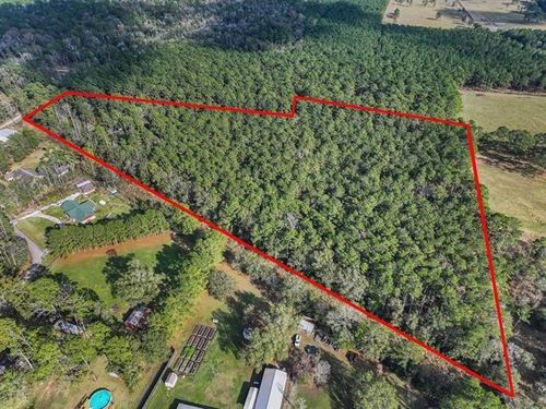 1284 Bobcat Cir, Orange, TX, 77632-8778 | Card Image