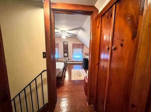 47 Sycamore Ln, Shaftsbury, VT, 05262-9581 | Card Image