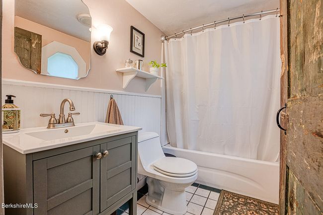 132 Sandisfield Rd, House other with 3 bedrooms, 2 bathrooms and null parking in Sandisfield MA | Image 17