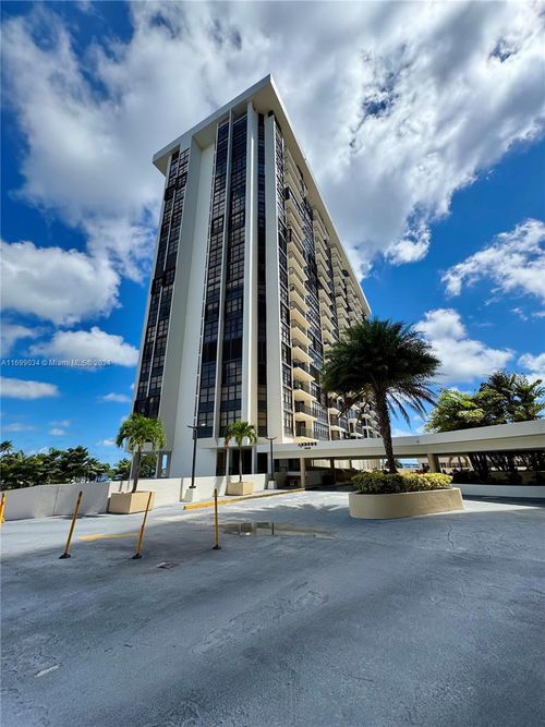 a1802-1865 Brickell Ave, Miami, FL, 33129 | Card Image