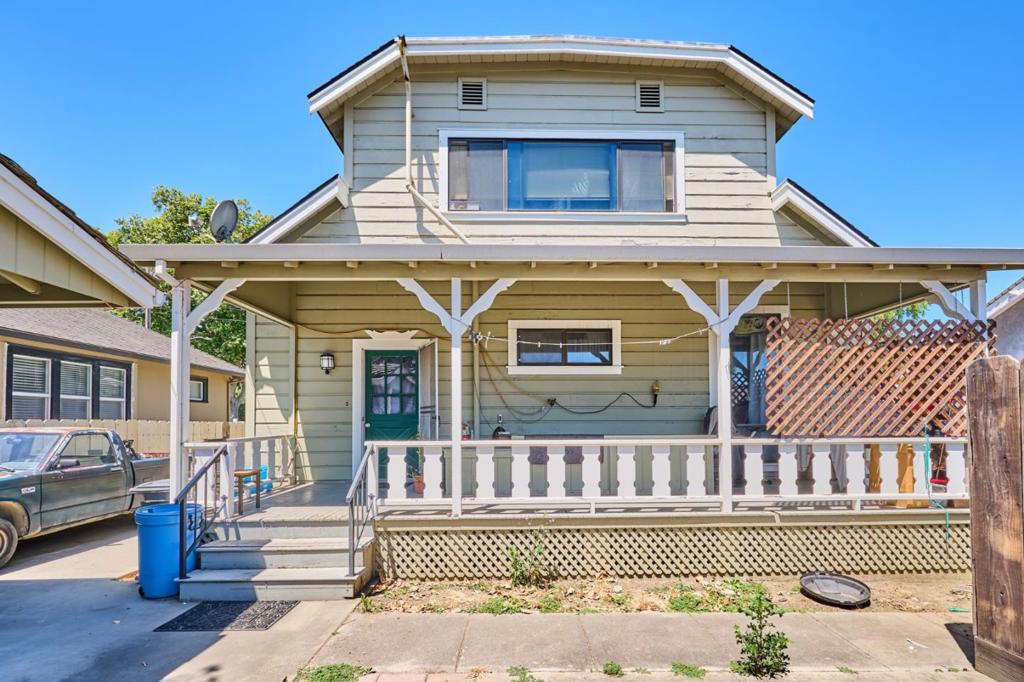 Residential in Hollister