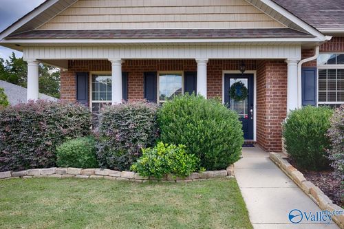 213 Somer Bridge Dr, Huntsville, AL, 35811-7120 | Card Image