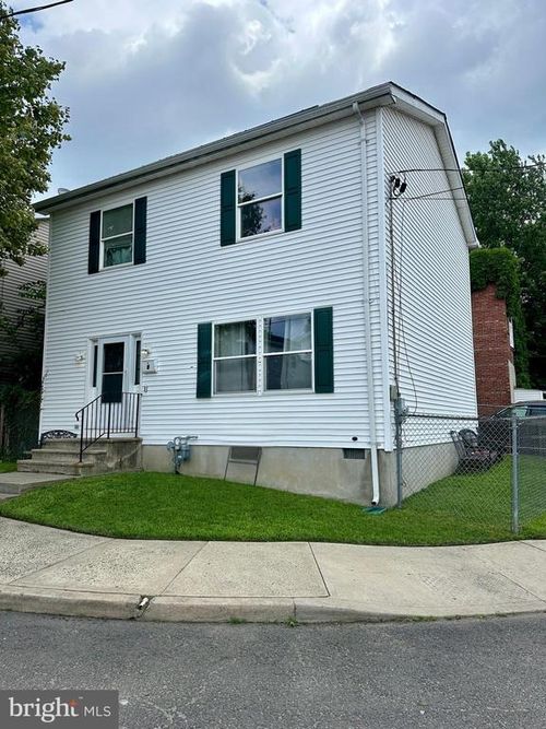 2 Barbara St, Trenton, NJ, 08618-3815 | Card Image