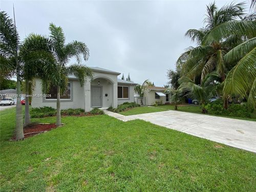2700 Fillmore St, Hollywood, FL, 33020-4330 | Card Image