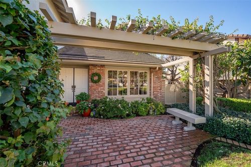 11422 Ridgegate Dr, Whittier, CA, 90601-1756 | Card Image