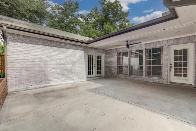 Back patio | Image 23