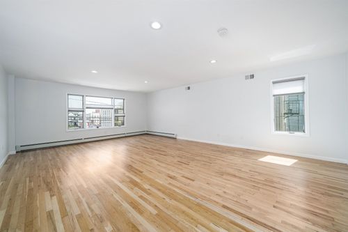 1-139 Cambridge Ave, JC, Heights, NJ, 07307 | Card Image