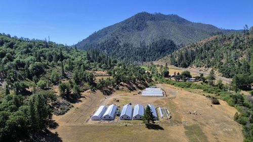 17950 Wildwood Rd, Hayfork, CA, 96041 | Card Image