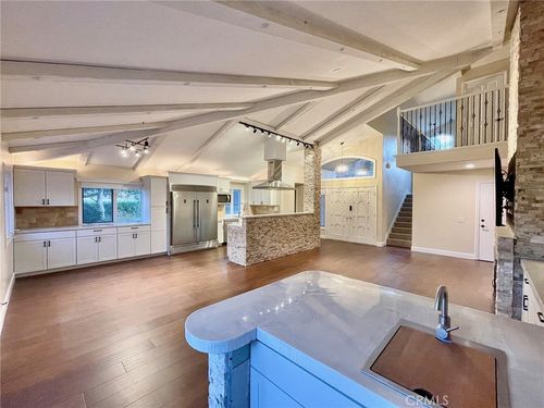 38194 Oaktree Loop, Murrieta, CA, 92562-3078 | Card Image