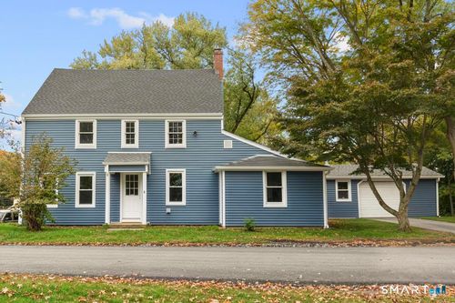 6 Lee Ave, Norwich, CT, 06360-2102 | Card Image