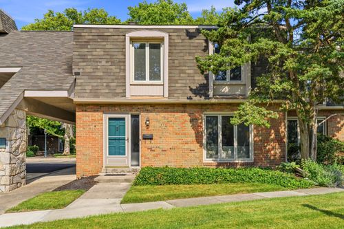 4-3600 Reed Rd, Upper Arlington, OH, 43220-4879 | Card Image