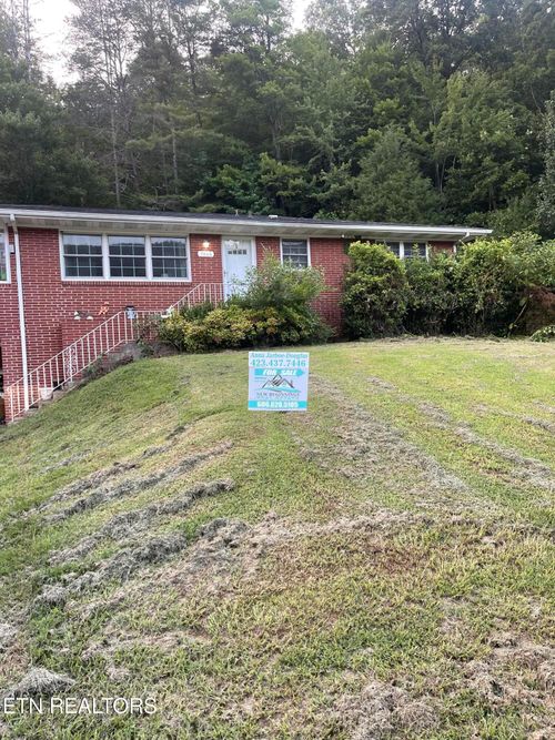 3866 Highway 297, Newcomb, TN, 37819-5147 | Card Image