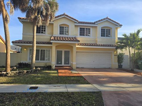 8908 Nw 187th St, Hialeah, FL, 33018-6280 | Card Image