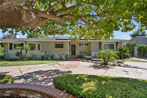 10132 Wish Ave, Northridge, CA, 91325-1559 | Card Image