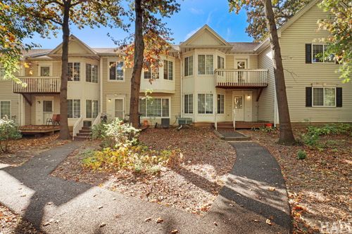 277 Treehouse Ln, Round Lake, IL, 60073-3592 | Card Image