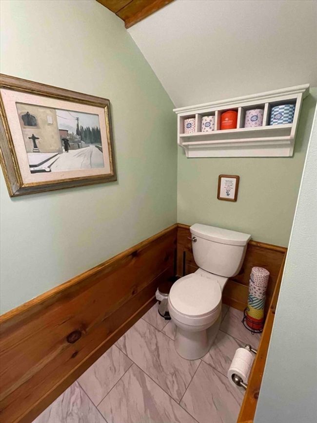 280 Holtshire Rd, House other with 2 bedrooms, 2 bathrooms and 6 parking in Orange MA | Image 26