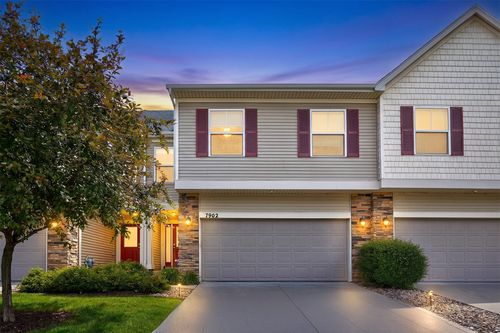 7902 Cottonwood Ln, West Des Moines, IA, 50266-8081 | Card Image