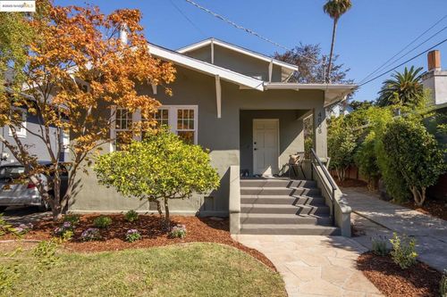 4008 Woodruff Ave, Oakland, CA, 94602-1636 | Card Image