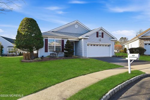 9 Harbor Pl, Barnegat, NJ, 08005-5630 | Card Image