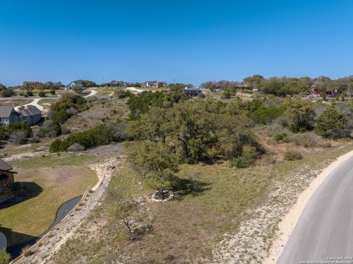 136 Spirit Cir, Spring Branch, TX, 78070-5022 | Card Image