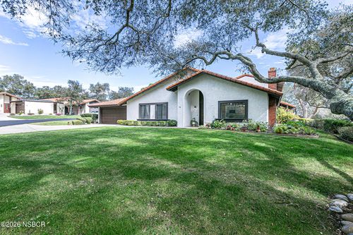 73 Stanford Cir, Lompoc, CA, 93436-1113 | Card Image