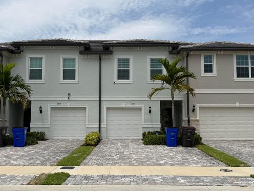 2933 Olivia Ave, Oakland Park, FL, 33311-1196 | Card Image