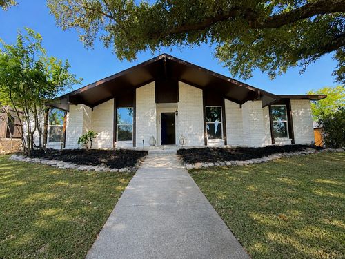 3326 Vista Oaks Dr, Garland, TX, 75043-6246 | Card Image