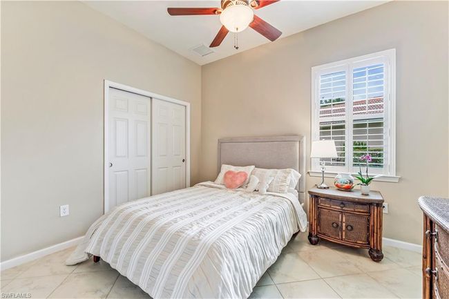 Guest bedroom. | Image 14