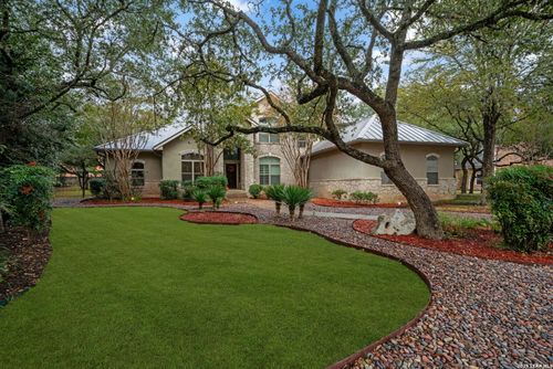 31 Royal Waters Dr, San Antonio, TX, 78248-1565 | Card Image