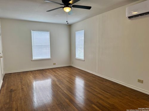 513 Eleanor Ave, San Antonio, TX, 78209-6803 | Card Image