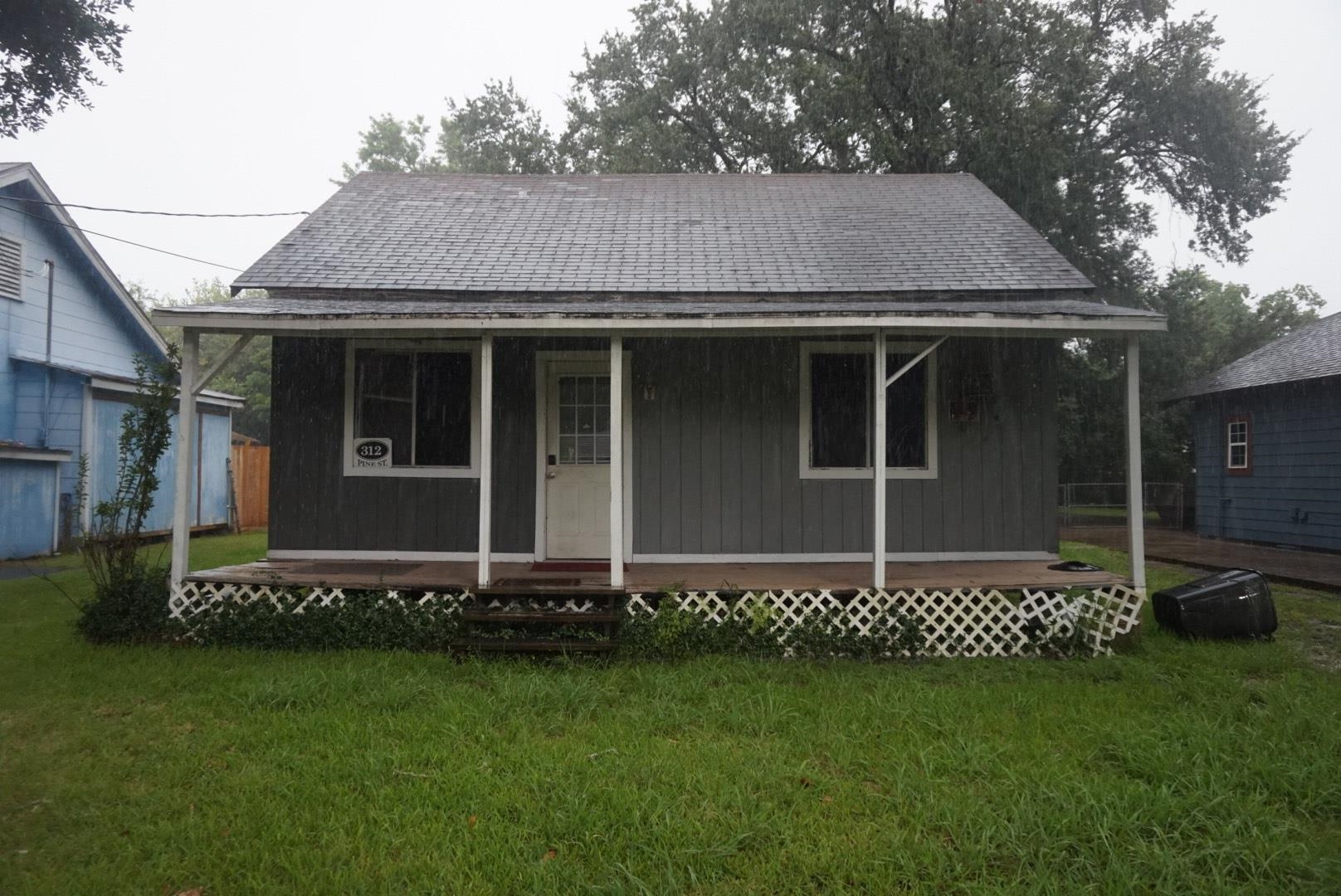 Residential in Port Neches