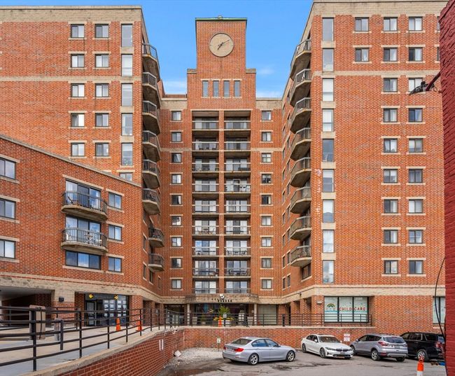APT-502 - 15 N Beacon St, Condo with 2 bedrooms, 2 bathrooms and null parking in Boston MA | Image 25