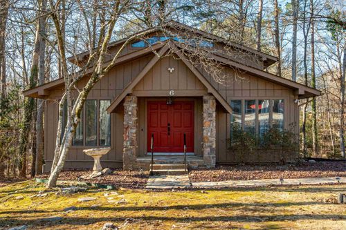 6 Pego Cir, Hot Springs Village, AR, 71909-2833 | Card Image