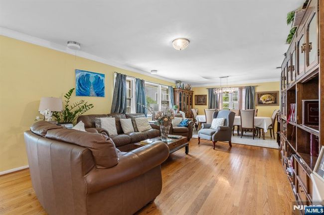 8 Hampton Rd, House other with 3 bedrooms, 2 bathrooms and null parking in Clifton NJ | Image 4