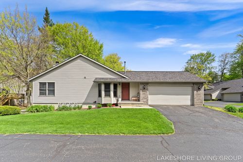 1065 Superior Ct, Holland, MI, 49424-2526 | Card Image