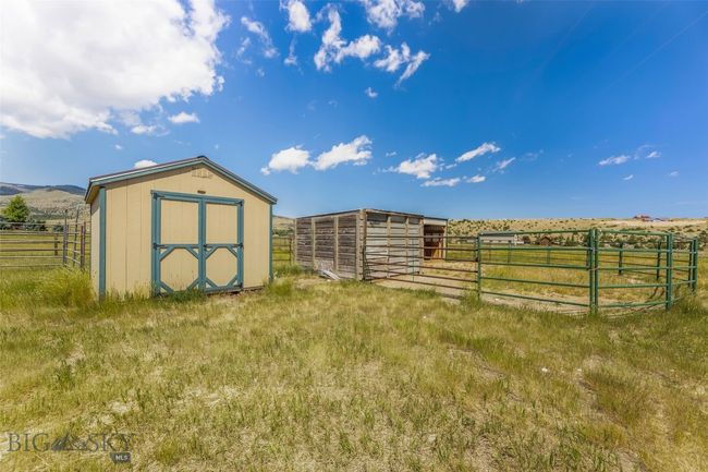 30 Hayfield Loop Trl, House other with 2 bedrooms, 1 bathrooms and null parking in Ennis MT | Image 29