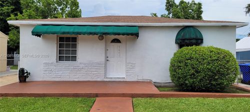 3641 Nw 15th St, Miami, FL, 33125-1717 | Card Image