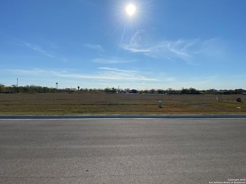 104 Albion Ct, Poteet, TX, 78065-4863 | Card Image