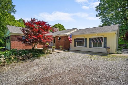 3705 Haas Road, Cuyahoga Falls, OH, 44223 | Card Image