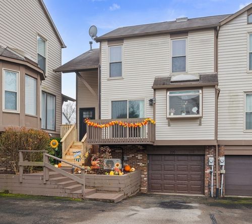 220 Spring Run Dr, Monroeville, PA, 15146-3344 | Card Image