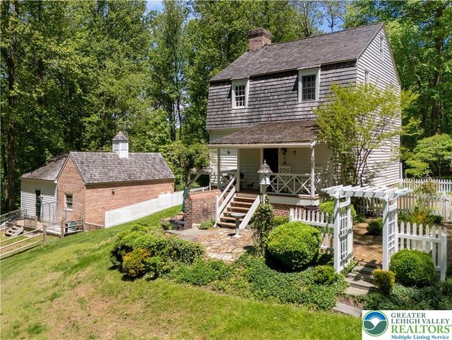 1108 S Barbara Dr, House other with 3 bedrooms, 3 bathrooms and null parking in Alburtis PA | Image 35