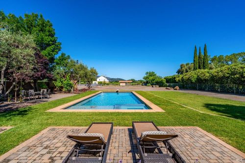 466 Pratt Avenue, St. Helena, CA, 94574 | Card Image