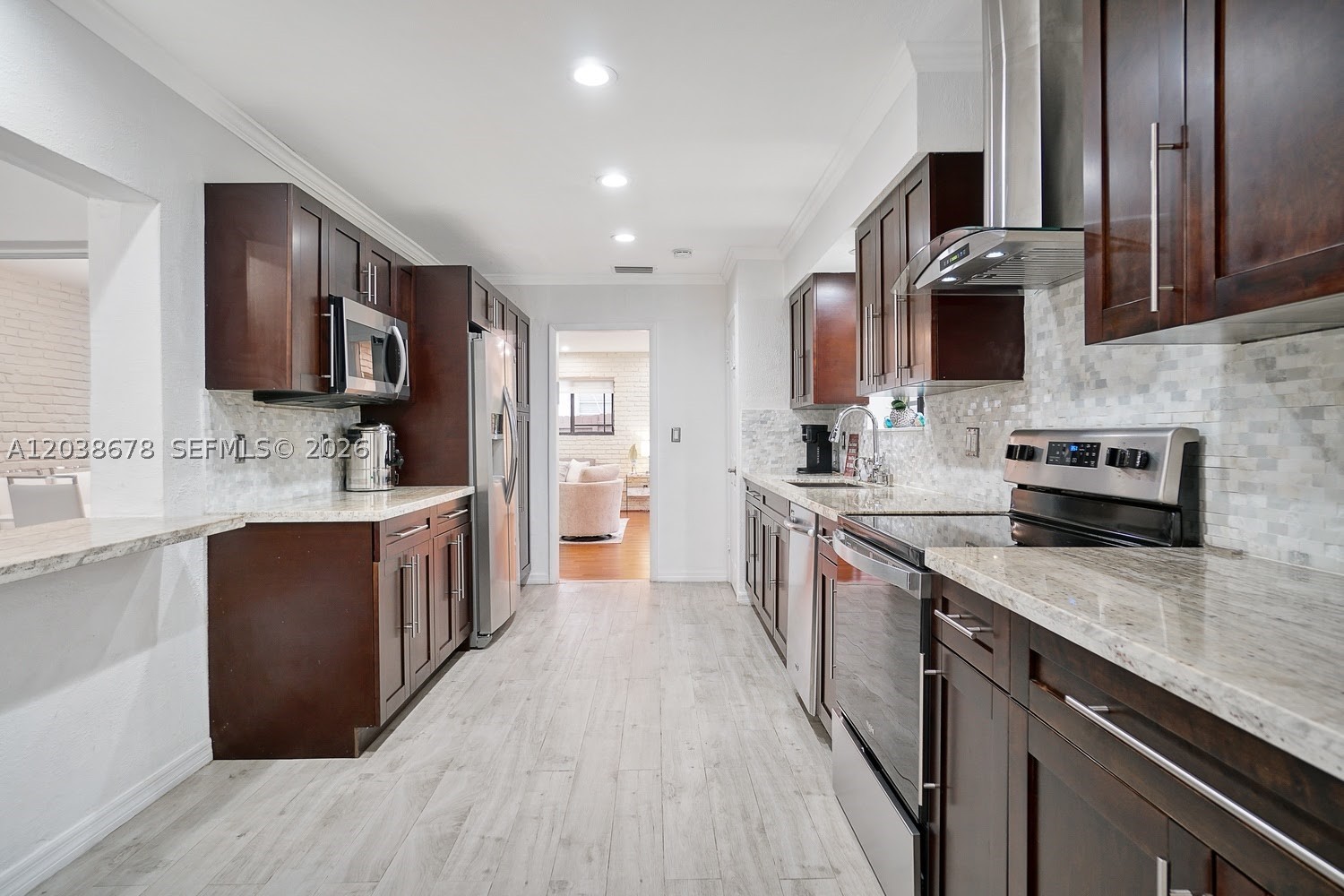 Residential in North Miami Beach 5
