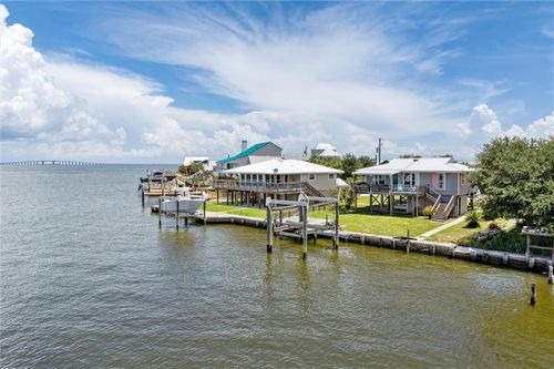 321 Port Royal St, Dauphin Island, AL, 36528-4201 | Card Image