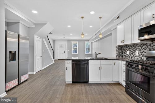 2636 Quantico Ave, BALTIMORE, MD, 21215-7011 | Card Image